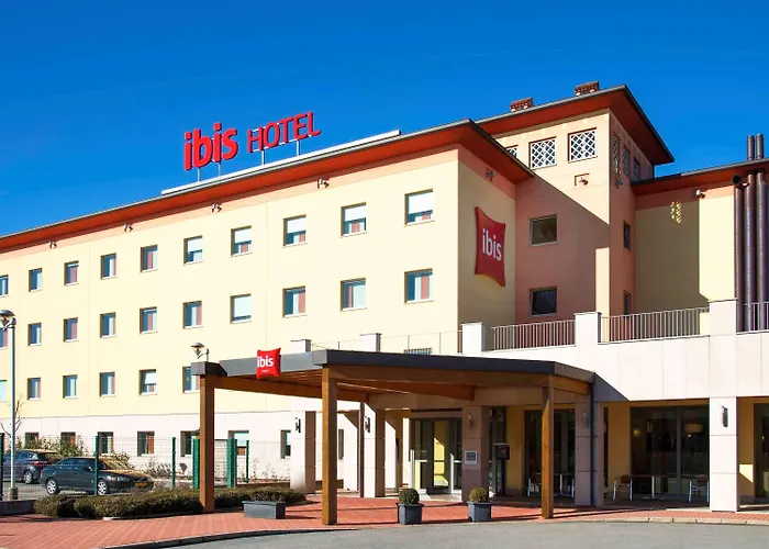 Ibis Como
